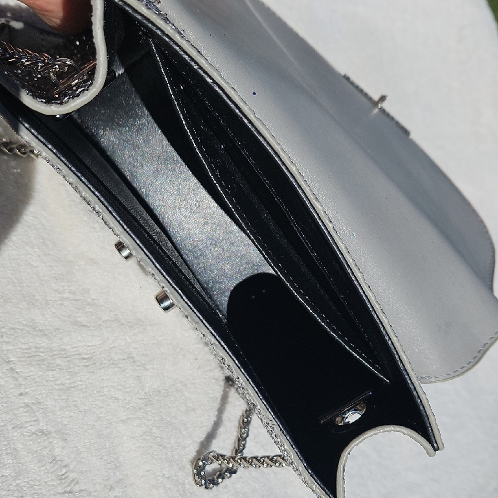 Elegant Silver Glitter Crossbody‎ Bag - Picture 4 of 7